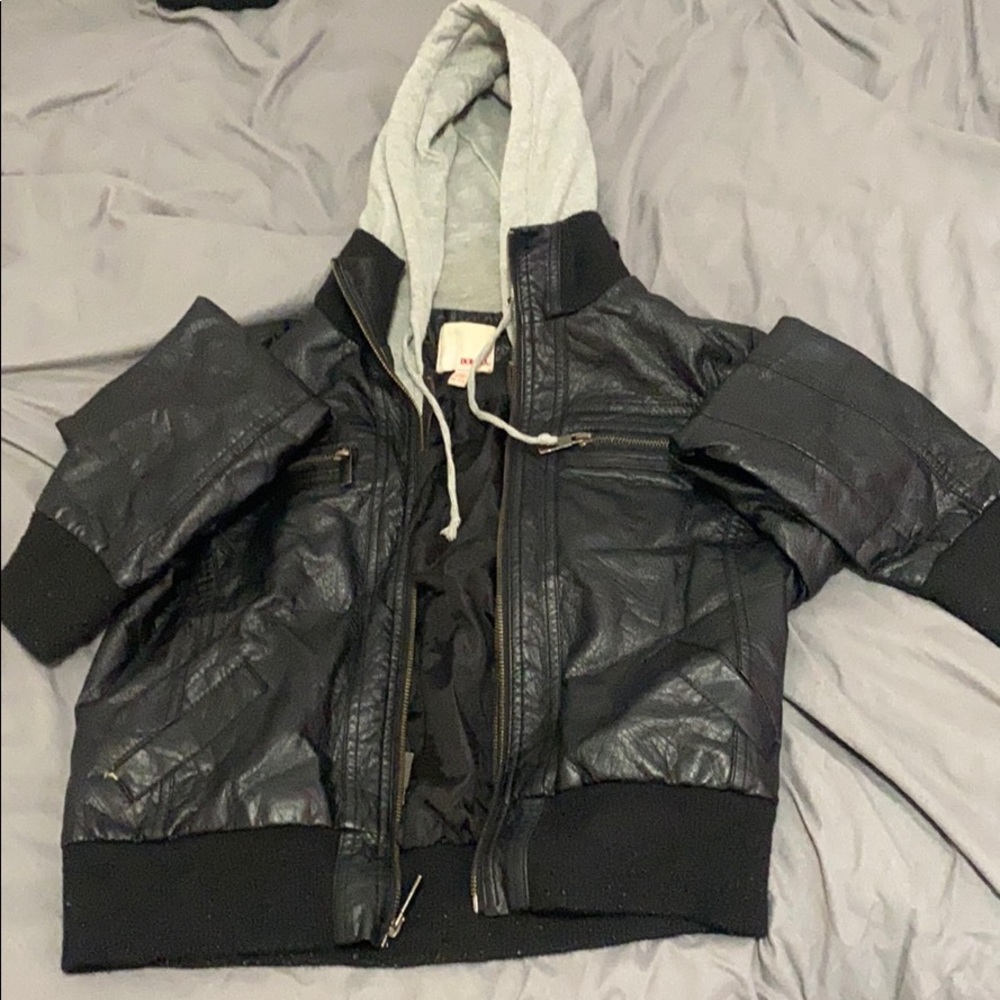 Black jecket